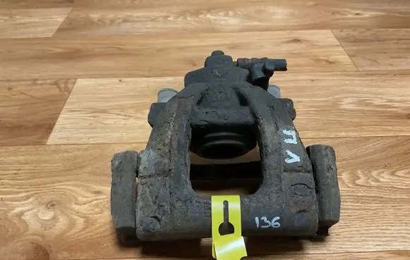 Mini One - Cooper R50 - 53 Front brake caliper