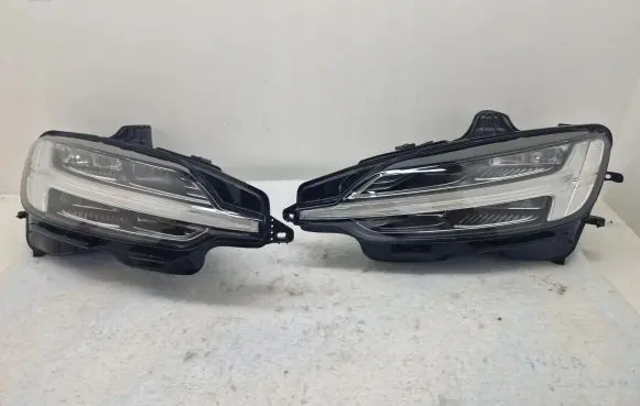 Volvo V60 Headlights/headlamps set 