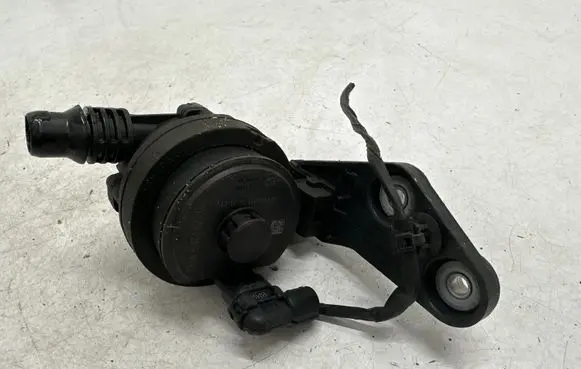 BMW 3 G20 G21 Electric auxiliary coolant/water pump 8474820