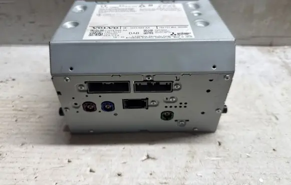 Volvo S90, V90 Radio/CD/DVD/GPS head unit 32247689