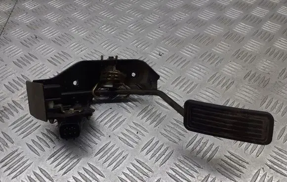 Toyota Corolla E120 E130 Accelerator throttle pedal