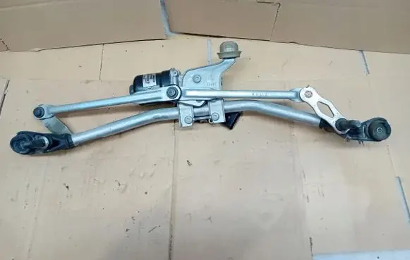 Opel Mokka X Wiper motor 9824784980