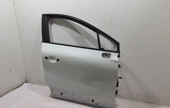 Renault Captur II Front door 801005317R