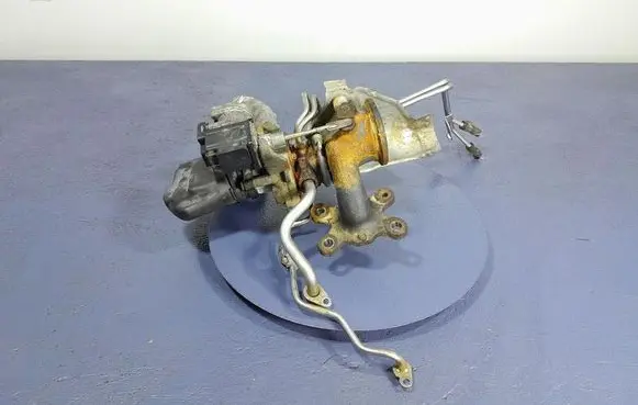 Skoda Rapid (NH) Turbo system vacuum part 04E145721L
