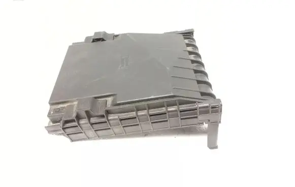 Volkswagen PASSAT B6 Fuse box cover 1K0937132F