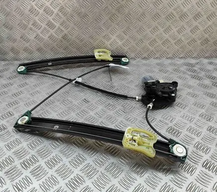 Audi A3 8Y Front door electric window regulator E04174101 5Q0959802C