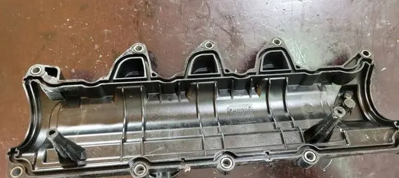 Dacia Sandero Rocker cam cover 8200629199 64987H 8200629996