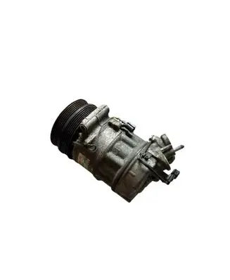 Volvo V40 Air conditioning (A/C) compressor (pump) 31292175