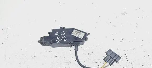 Volkswagen Multivan T4 Central locking motor 701959783C
