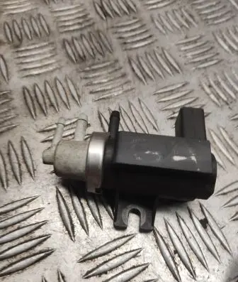 Volkswagen PASSAT B6 Turbo solenoid valve 1j0906627b