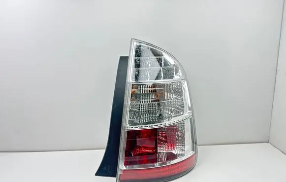 Toyota Prius (XW20) Rear/tail lights A046040