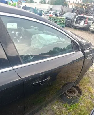 Ford Mondeo MK IV Sliding door window/glass 