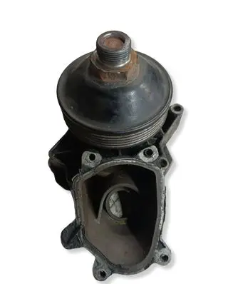 BMW 5 E39 Water pump 