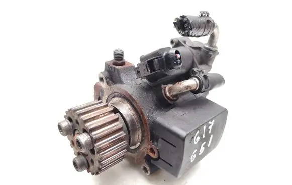 Volkswagen Polo V 6R Fuel injection high pressure pump 03L130755E