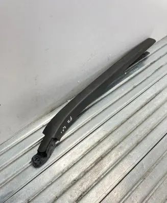 BMW 5 F10 F11 Rear wiper blade 7207042