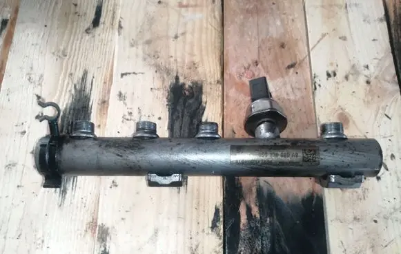 Audi A8 S8 D3 4E Fuel main line pipe 059130089AB