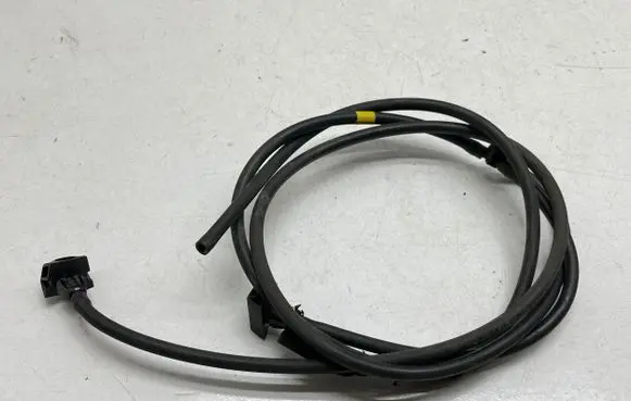 Nissan Navara D23 Windshield washer fluid hose 