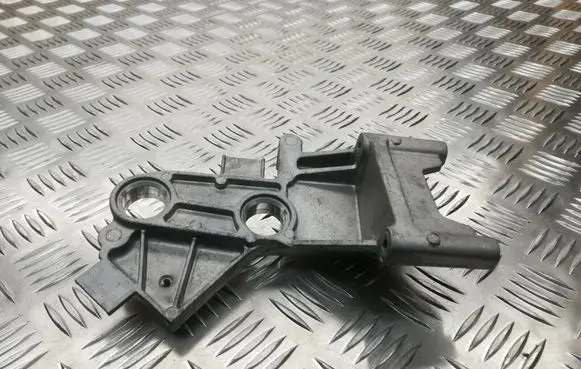 Mercedes-Benz GLC X253 C253 Air filter cleaner box bracket assembly A6510941627
