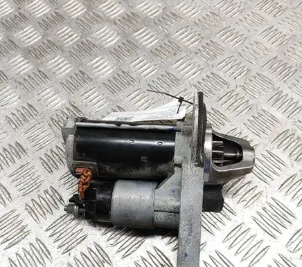 BMW X3 E83 Starter motor 0001194062 233006UB0B