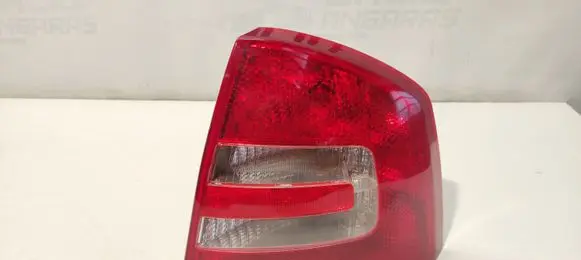 Skoda Octavia Mk2 (1Z) Rear/tail lights 4187225 1Z5945258