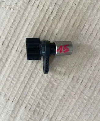 Toyota Corolla E120 E130 Crankshaft position sensor 90919-05042