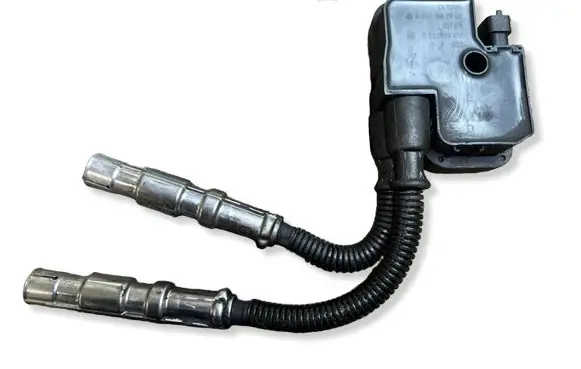 Mercedes-Benz SL R230 High voltage ignition coil A0001587803