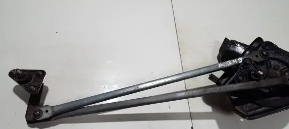 Mitsubishi Space Star Front wiper linkage and motor