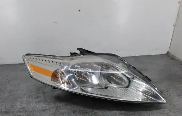 Ford Mondeo MK IV Headlight/headlamp