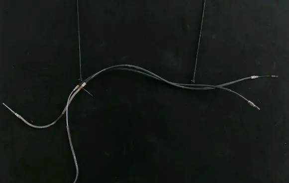 Peugeot 308 Hand brake release cable 