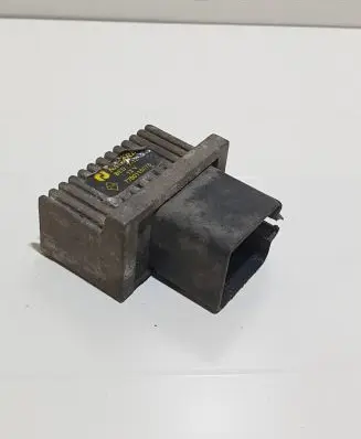 Renault Trafic II (X83) Glow plug pre-heat relay 7700115078 BED712