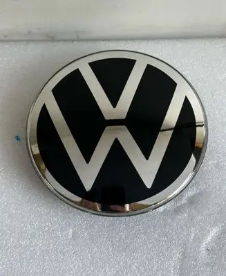 Volkswagen Tiguan Manufacturer badge logo/emblem 5NA853601M