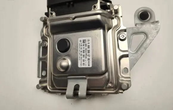 Mercedes-Benz E W212 Adblue control unit A0009006706
