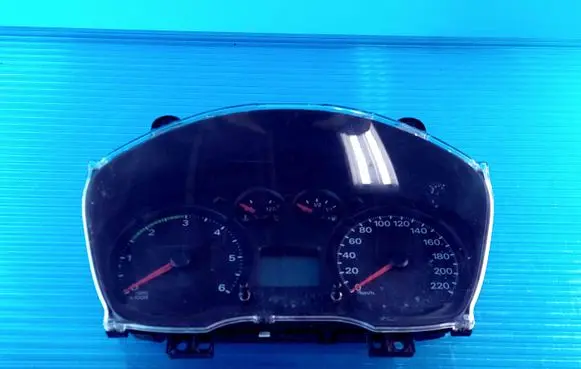 Ford Transit Speedometer (instrument cluster) 21678068