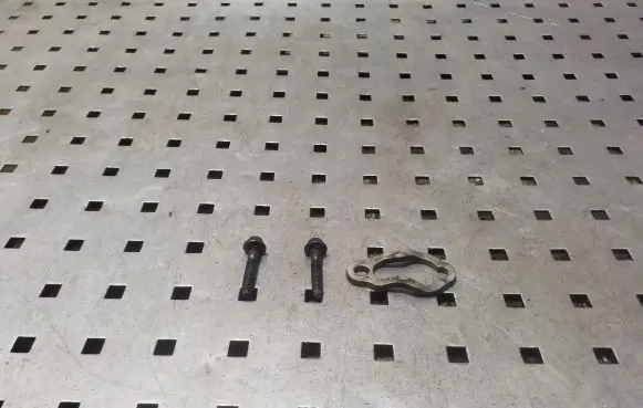 Volvo V40 Fuel Injector clamp holder