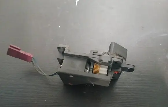 BMW 5 E60 E61 Curtain motor 9918003164