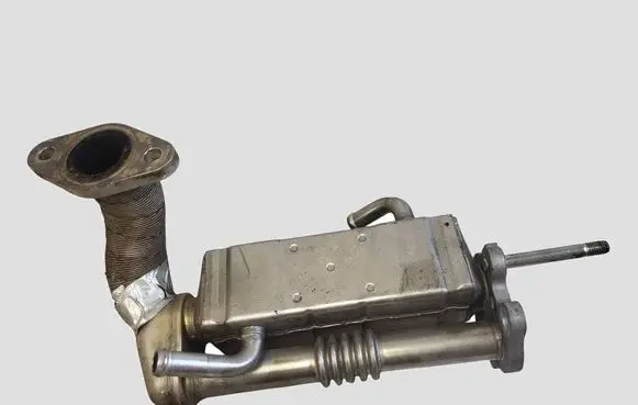 Mazda 6 EGR valve cooler R2AA20304