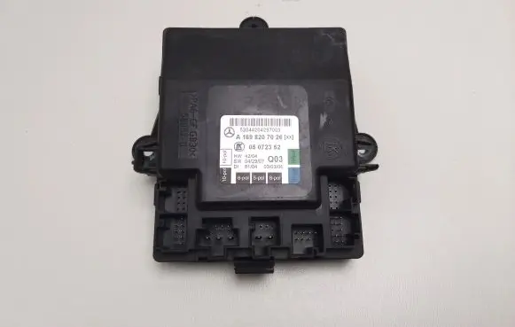 Mercedes-Benz B W245 Door control unit/module A1698207026 05072352