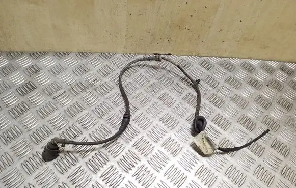 Skoda Octavia Mk2 (1Z) Front ABS sensor wiring 