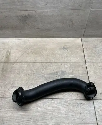 Volvo V70 Intercooler hose/pipe 31441494