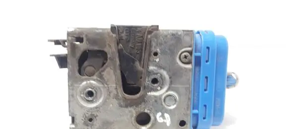 Audi A4 S4 B5 8D Rear door lock 4A0839016H