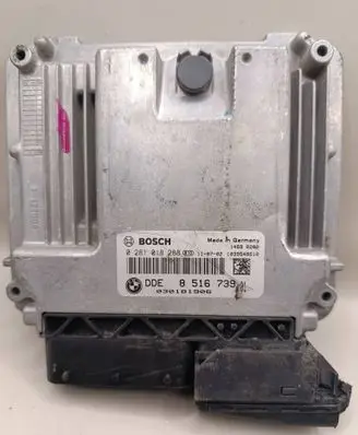 BMW 3 E90 E91 Engine control unit/module 0281018288 8516739 030181906