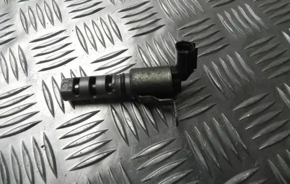 Toyota Corolla E160 E170 Camshaft position sensor 30T060 VD12322