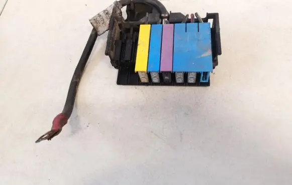 Opel Zafira A Fuse box set 9685661 968566-1