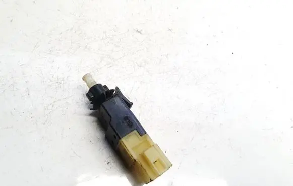 Mercedes-Benz B W245 Brake pedal sensor switch a0015454409