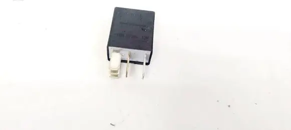 Volkswagen Golf V Other relay 7M0851253C 95VW10K705EA