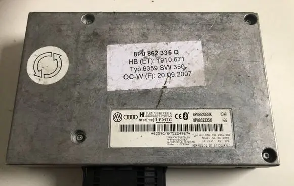 Audi A4 S4 B7 8E 8H Bluetooth control unit module 8P0862335Q