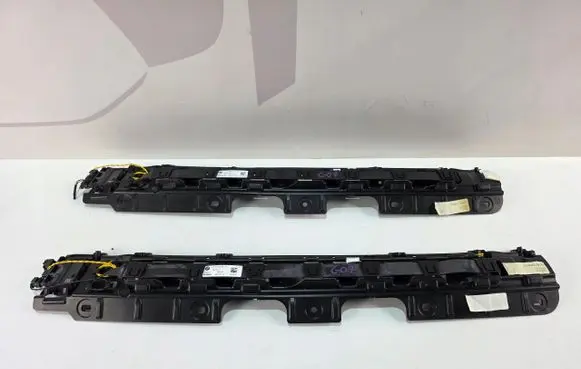BMW X7 G07 Rear bumper mounting bracket 