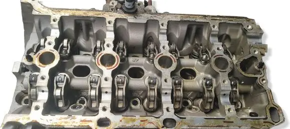 Seat Leon (5F) Engine head 06K403AF
