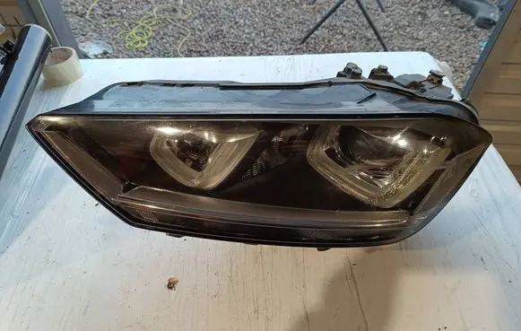 Volkswagen Golf Sportsvan Headlight/headlamp 517941751B