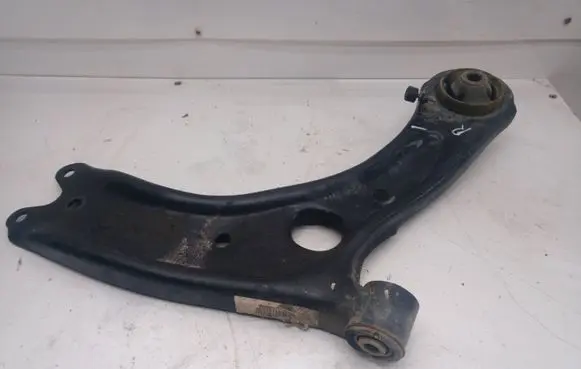 KIA Sportage Front lower control arm/wishbone 4501FF000